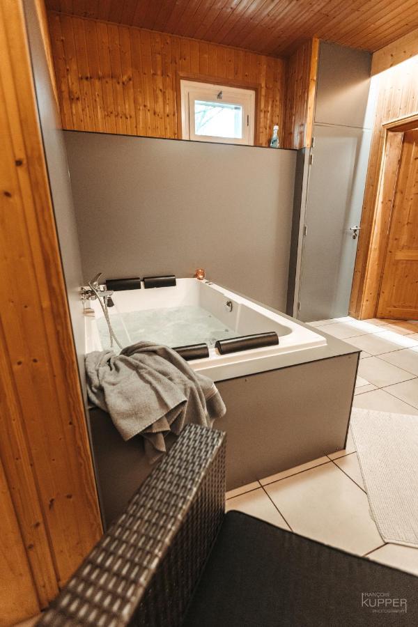 Le Loup Gris - 35 Pers - Vue-Wellness, Butgenbach-Malmedy 빌라 외부 사진
